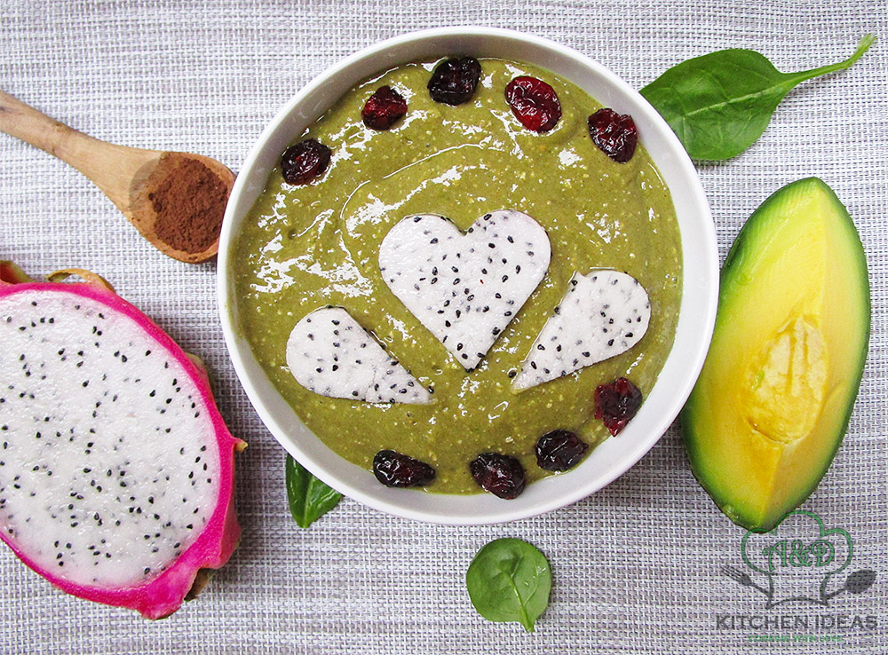 Dragon Fruit Reishi Green Smoothie Bowl