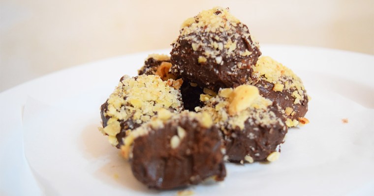 Vegan Chocolate Hazelnut Truffles