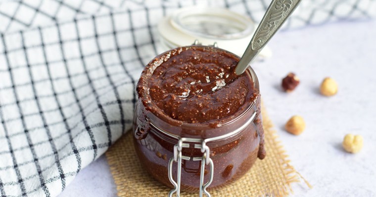 Homemade Vegan Chunky Nutella