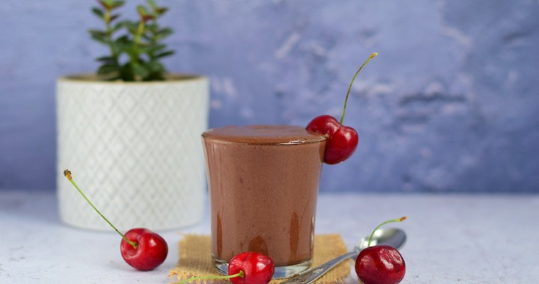 Sweet Cherry Chocolate Smoothie