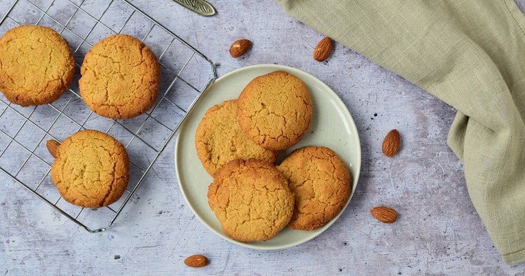 Vegan Almond Cookies