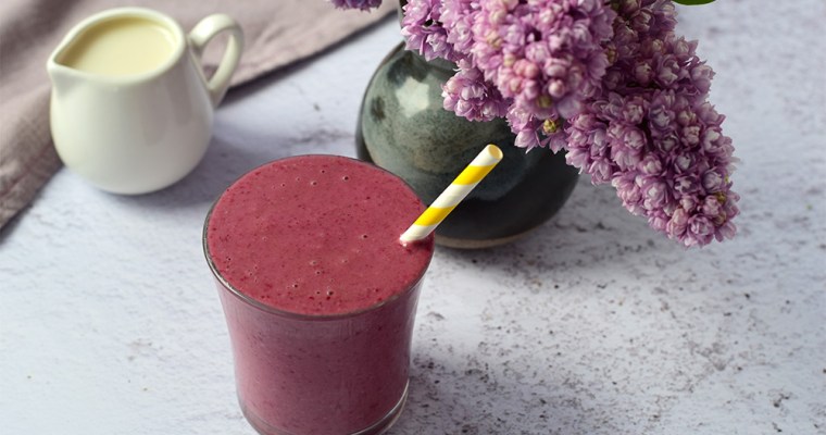 Blackberry Banana Smoothie